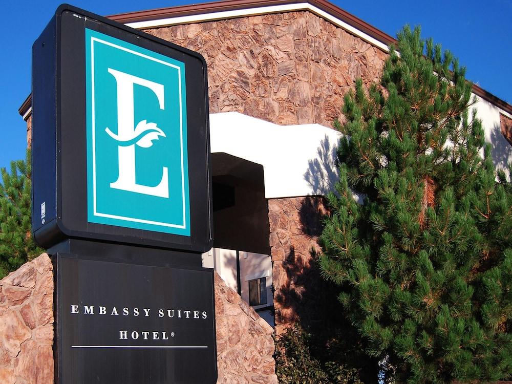 Embassy Suites By Hilton Flagstaff Eksteriør billede